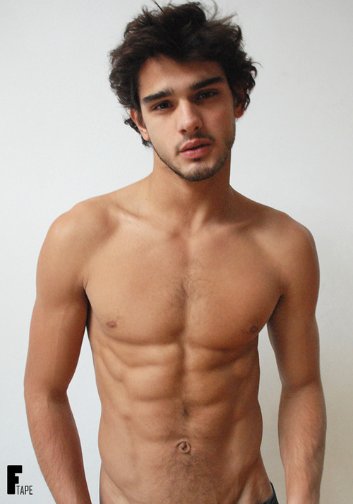 sorrygirlsisuckcock:  http://sorrygirlsisuckcock.tumblr.com/ 