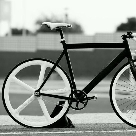 bkcycle: Bike Porn.
