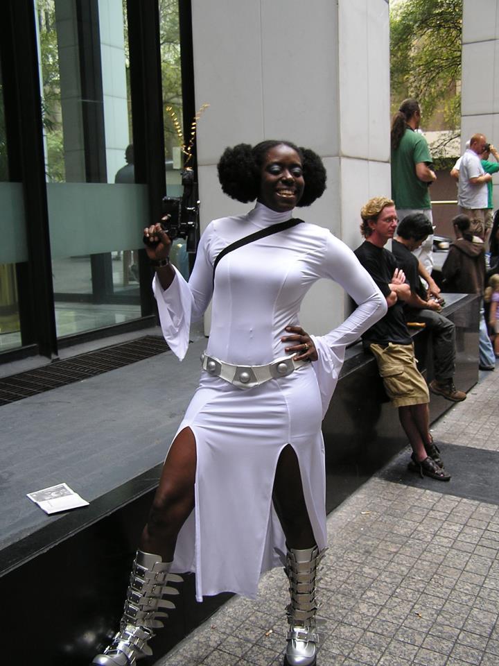 ogdayflow:  vampirecheetah:  megabeeprime:  underscorex:  brydeswhale:  cosplayingwhileblack: