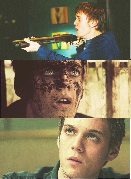 thewinchestah: He is a Winchester.He’s already cursed.
