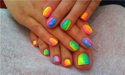 nailpornography:  so colorful & pretty!