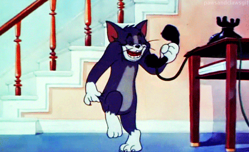 olakeasemiraelblogokease:  cuando haces bromas por teléfono… 