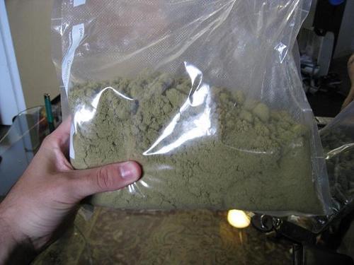 westcoaststoner420:  hugzndrugzz:   A pound of kief  Alrighty then  thats whatsup 