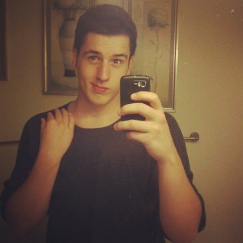 bostonkid: Yeah. This is #me and my new #hair cut. #lol #ikindalikeit #imcutenowright? (Taken with I