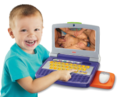 eatsbeets:  “my first laptop”