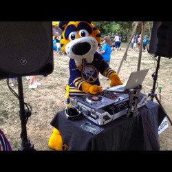 Even mascots wanna be DJs these days. #dj