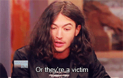sea-dyke:  violatethenight:  “Now that we allow gay people into the movies…”  Ezra Miller talking about his character Patrick   I’m glad people are talking about it xx  omg I want to smooch Ezra Miller intellectually.