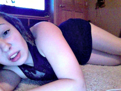 maj0raswrath:  i am awkward and lonely and have chubby cheekz halp plz 