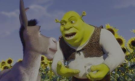 she-also-has-heart:Shrek: se eu te tratei tão mal porque ainda esta aqui?Burro: é isso que fazem os 