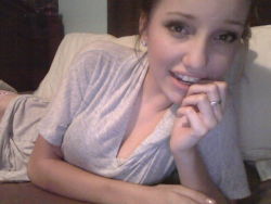 staypantless:  My webcam hates me buuuuut hi c:  