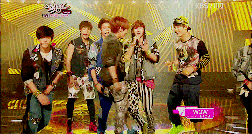 squidwoonie:  Don’t break! - Ilhoon slightly loses his balance towards the near