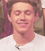 glossyma:  Niall being extremely pretty without even trying 