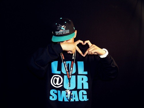 yabitchlikemyswag:  If You Want Your Dashboard Swagged The Fuck Out. CLICK HERE & Follow. Then Subscribe To Me On Facebook To Gain TONS Of Followers. 