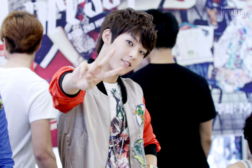  No secondary processing (resizing, editing, cropping)allowed.credit: HUTA BABY 