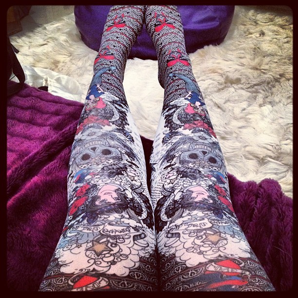 scapinandco:  New legwear ! #hipster #hype #collants #legwear #tattoo #marieantoilette