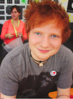  an endless list of perfect artists↳ Ed Sheeran “Give a little time to me