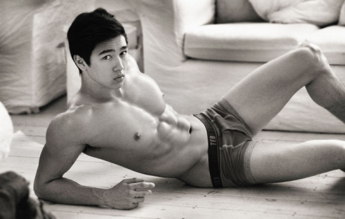 Viva!Asian hunks!