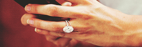 Blake Lively is married and seems happy. Aw <3
