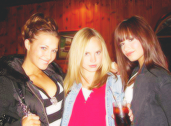 alldevonne:  demi + camp rock backstage; 