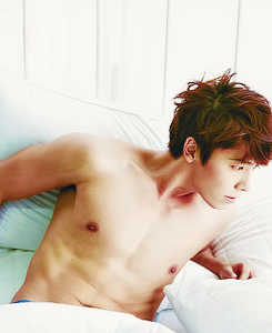 http://gaykoreandude.tumblr.com/post/104208185303