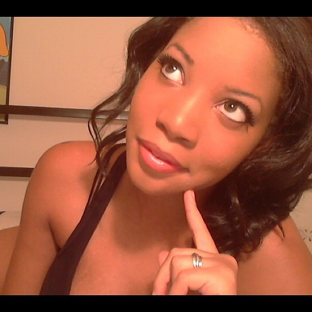  she looks so amazing ~smh in amazement~