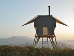 rcruzniemiec:  Huginn &amp; Muninn Sauna A sauna inspired by two ravens from ancient Norse mythology designed by Duilio Forte. 