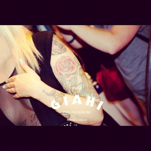 &ldquo;paparazzi&rdquo; @ giahi last saturday haha #giahi #tattoos #americanapparel #tattooedgirl #g