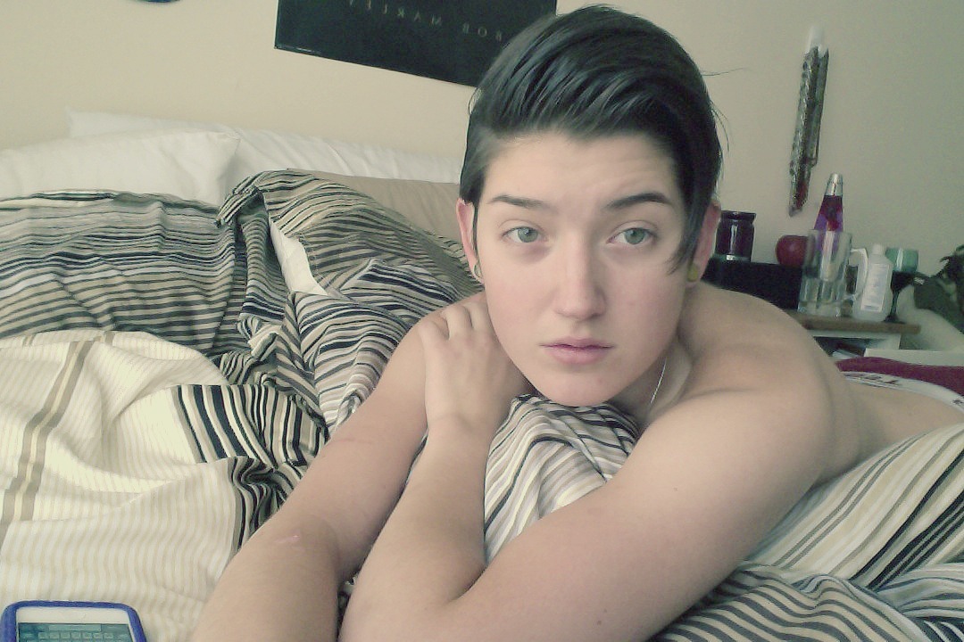 back2thebay:  bangbangdinosex:  back2thebay:  I feel like shit today  alex stop pretending