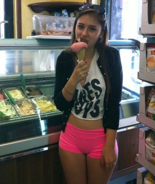 Ice cream. (xpost from r/randomsexiness) PLEASE LIKE MY FACEBOOK PAGE for more: Bonermaterial