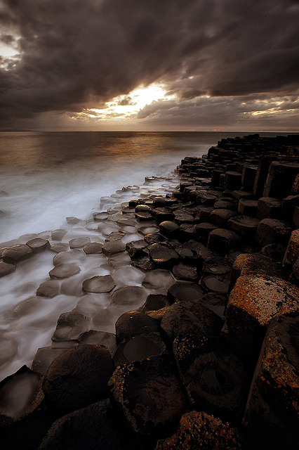 zpaze:
“ fuckyeahvikingsandcelts:
“ Giant’s Causeway by alastair.stockman on Flickr.
”
Fun fact: This is actually my most favorite geological formation on Earth.
”