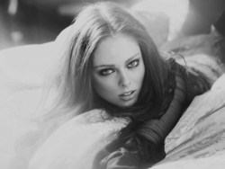 inspirationgallery:  Coco Rocha by Guy Aroch.