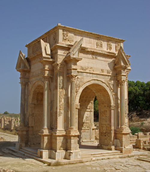 ancientromebuildings:Arch of Septimius Severus in Leptis Magna (emperor’s home town)