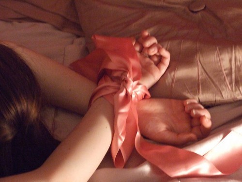 an-othersideofme:  Some of the best gifts, are the ones that you cannout put into a box.  This makes