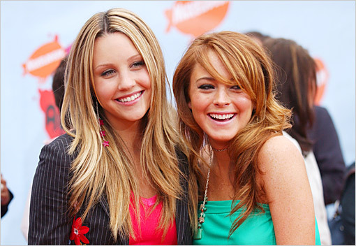 Once upon a time, Lindsay Lohan and Amanda Bynes were buddies. Now Lindsay’s complaining about how Amanda isn’t in jail, despite her numerous driving infractions.
Yup: This happened.