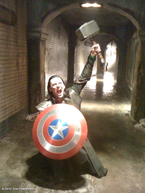 “ Tom Hiddleston ‏@twhiddleston “I am Loki, of Asgard, and I am burdened with a glorious Props Department”. #Avengers#BehindTheScenes#stupidity
”
He’s my everyday hero.