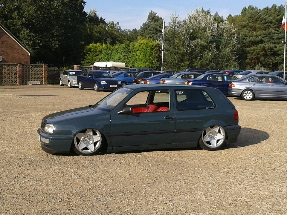 ballsd:  Our Aircooled Mk3 Golf now sitting on 3sdm 0.05’s and we think looking