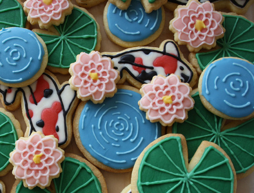 fyeahlilbitoeverything: Fish Pond Cookies Mother of god.