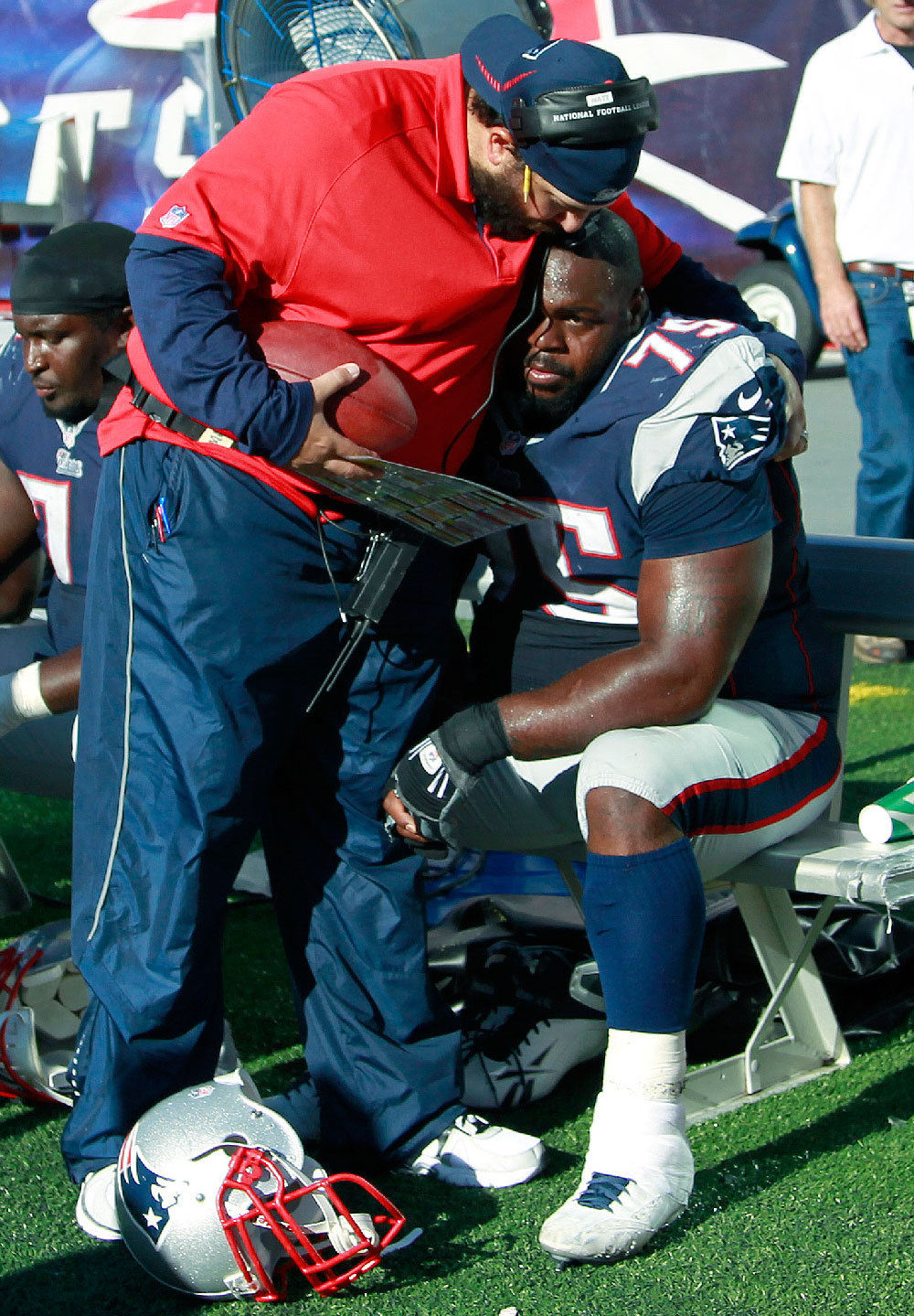 bleacherreport:  Vince Wilfork needs a hug after the Patriots’ loss to the Cardinals.