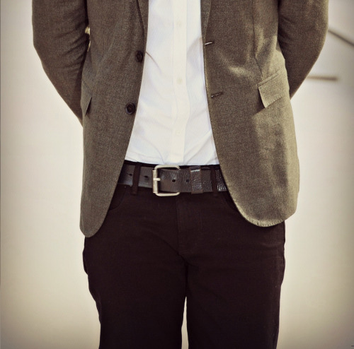 narryorgy-deactivated20131230:  Mr. Styles looking fine 