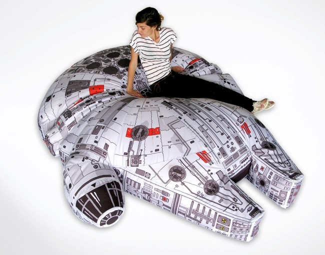 downinthedeadpool:  marielikestodraw:  martinekenblog:  Millennium Falcon Beanbag