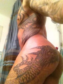 thickboyswag:  Tatted ass 