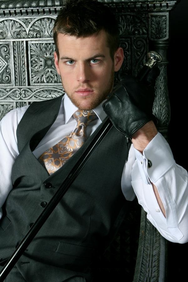 mdemagnum:  Adam Coussins suit 