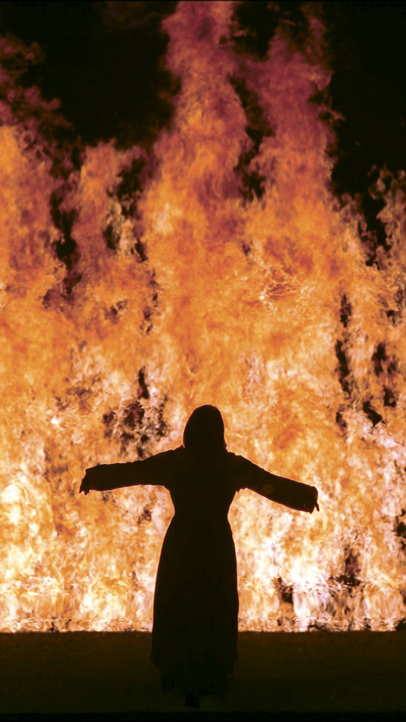 xo-skeleton:  Fire Woman, video as part of Peter Sellars’ Tristan and Isolde, 2005,