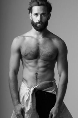 beardedandburly:  levi jackson, male model