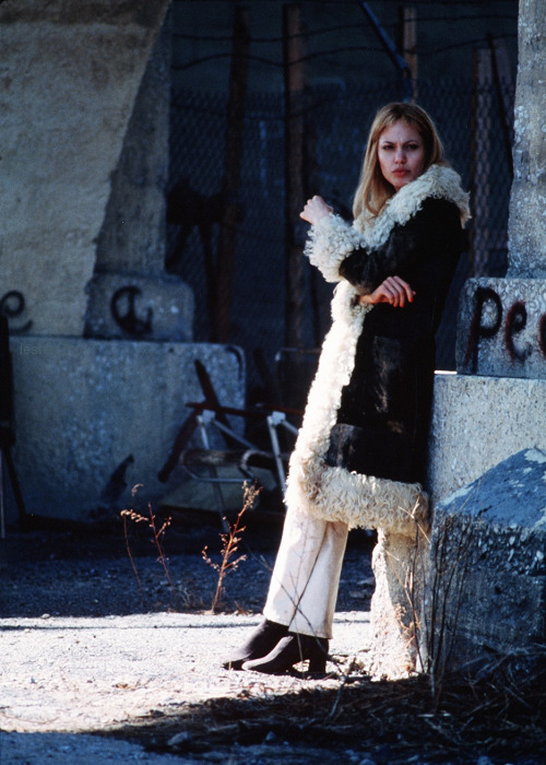 suicideblonde:  Angelina Jolie in Girl Interrupted 