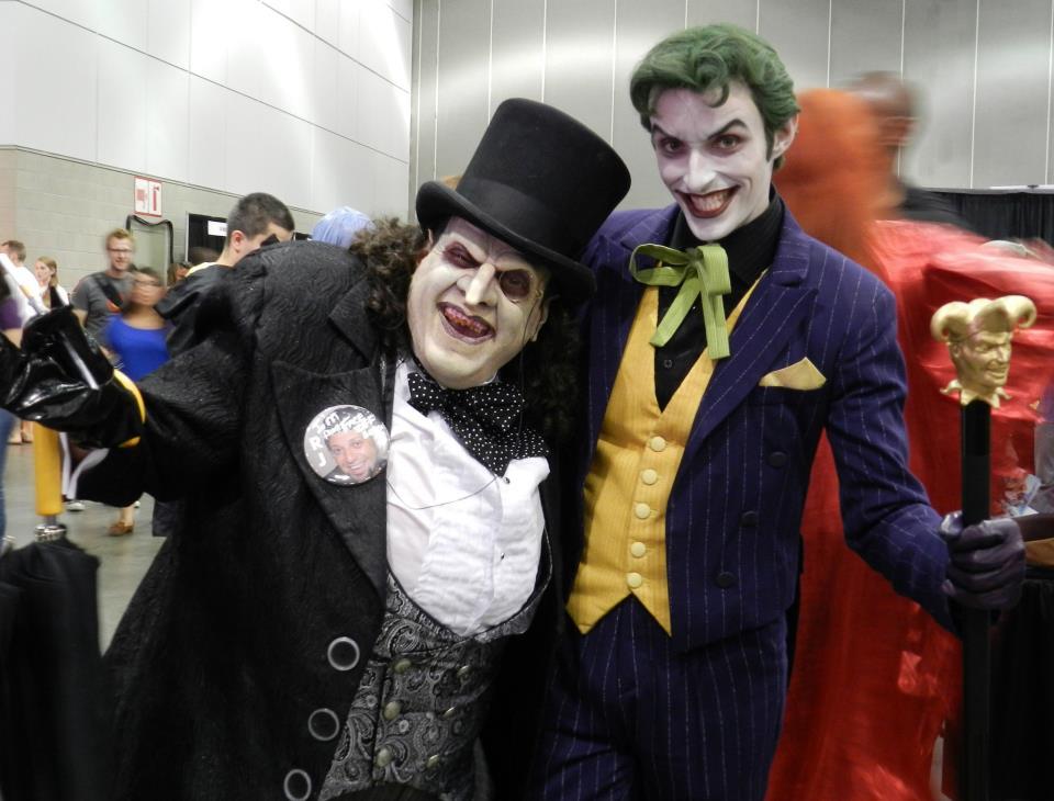 cosplay catwalk] • Batman Returns' Penguin & Harley's Joker |...