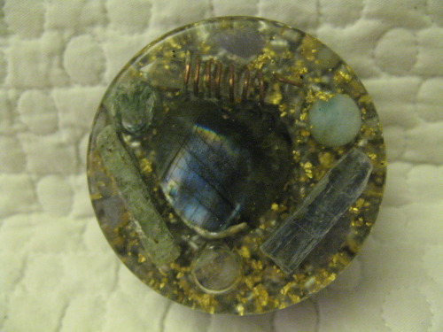 kyanite