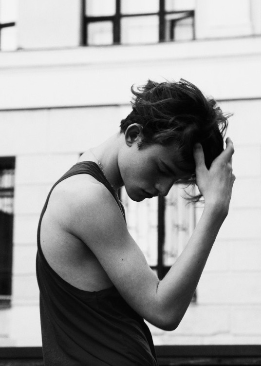 hyperflux:  Follow hyperflux: An artistic appreciation of the male form.