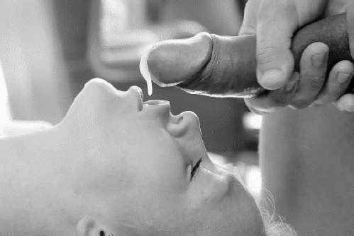 constant-maus:  Mmmmmm Daddy likes 