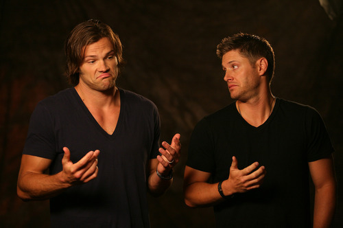 iamsupernaturalsbitch:   have you ever seen someone so attractive it made you mad   